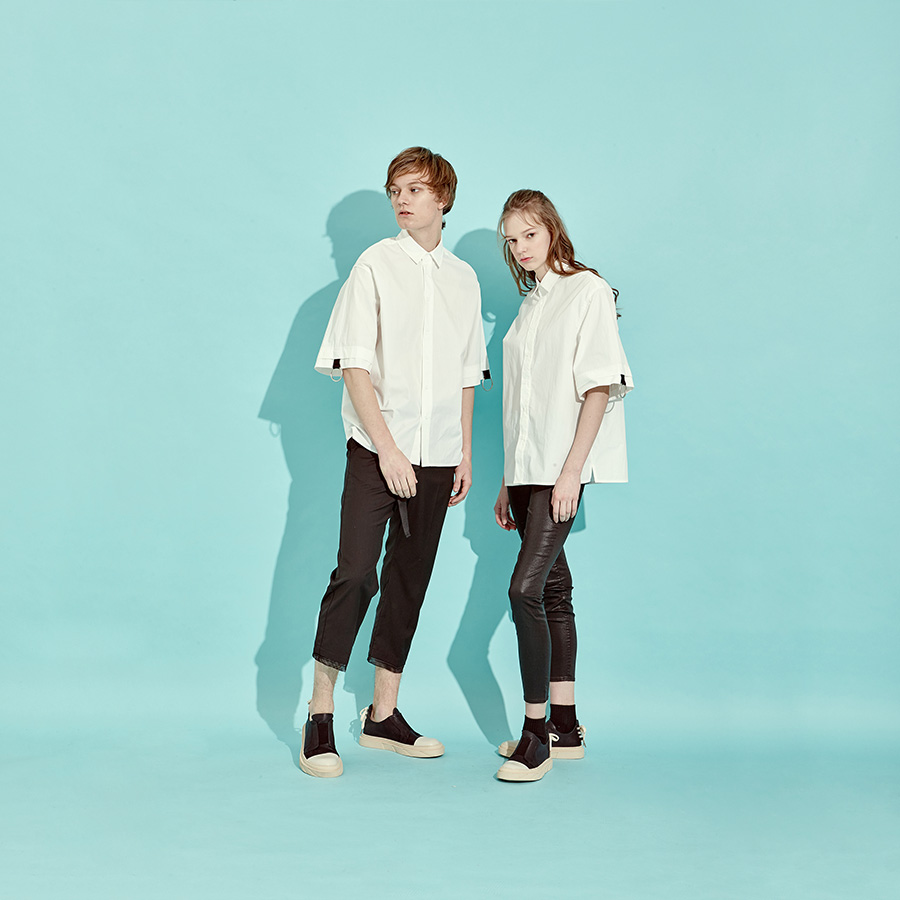 디바이디그낙(DBYDGNAK) Back LaceUp Slip On (IV) 158,000원