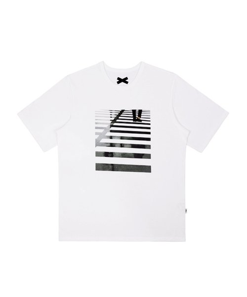 얼킨(ULKIN) [신상발매]ul:kin Artist Tshirt_Lim Ji Beom_White - 42,000원 | 무신사 스토어 - 셀렉트숍