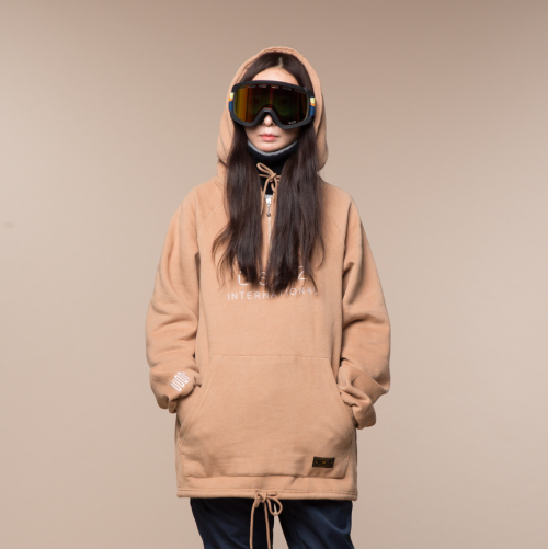 어스투(USS2) INTERNATIONAL USS2 HOODIE CA - 93,000원 | 무신사 스토어 - 셀렉트숍 무신사 스토어 - 셀렉트숍