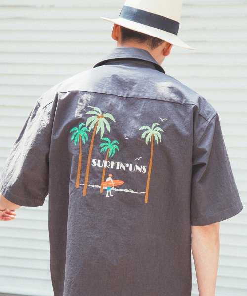 유니스디자인(UNIIS DESIGN) SURFIN` UNS SHIRTS_CHACOAL - 73,000원 | 무신사 스토어