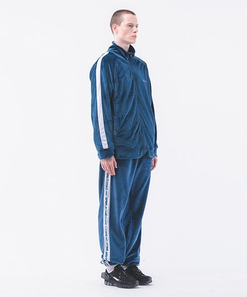 크럼프(CRUMP) [세트상품] 레프리젠트 벨루아 트랙셋트(CO0024-1) - 89,100원 | 무신사 스토어
