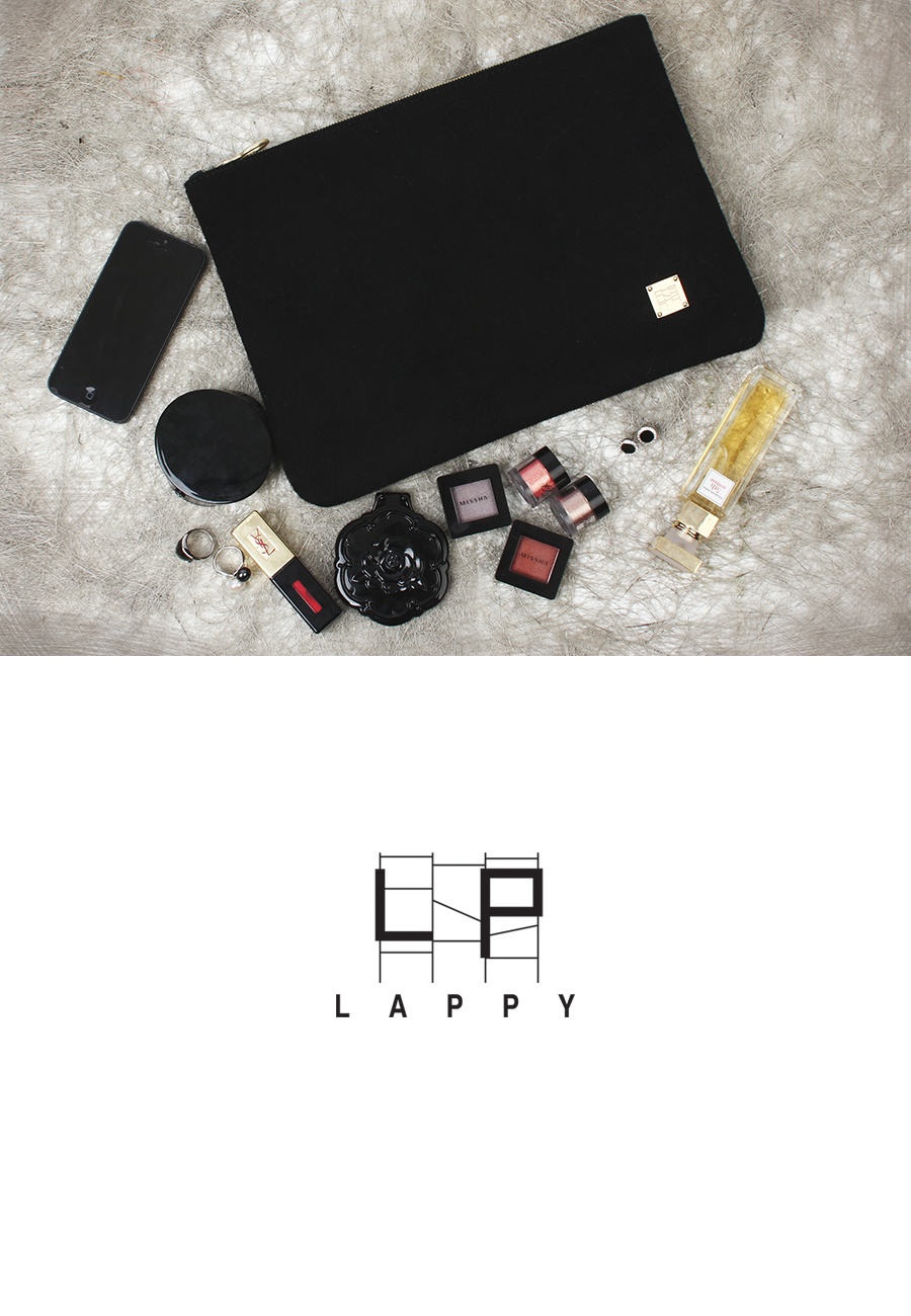 래피(LAPPY) Delicate wool clutchbag - black