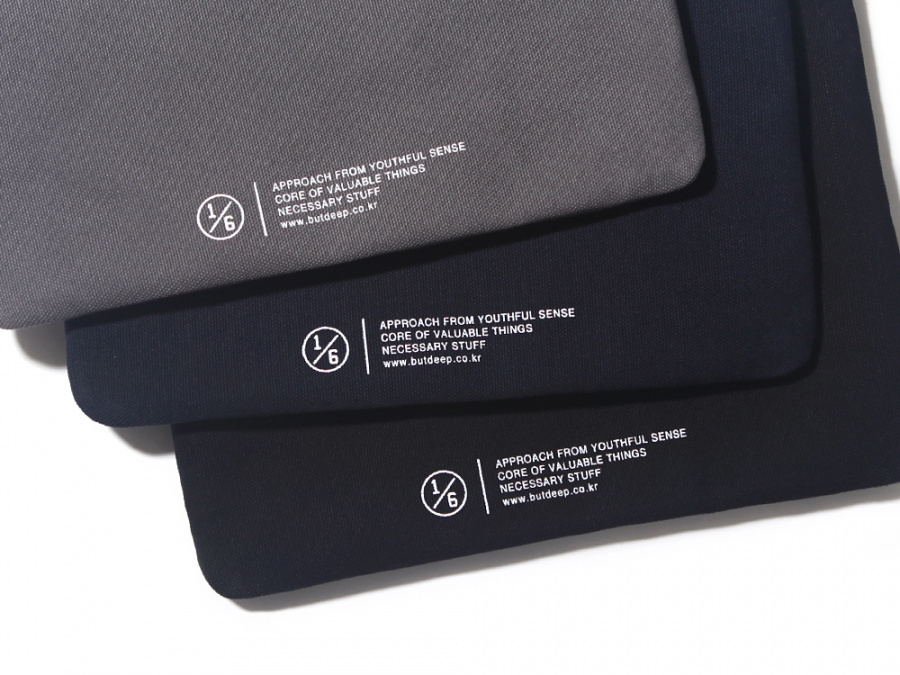 벗딥(BUTDEEP) MINIMAL POUCH(L)-BLACK