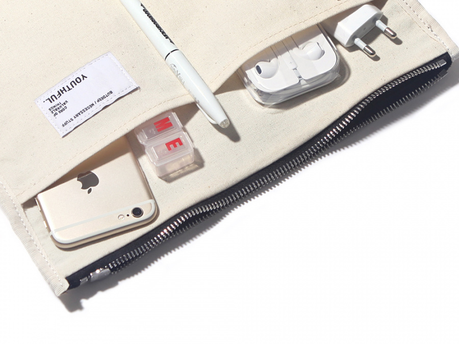 벗딥(BUTDEEP) MINIMAL LOGO POUCH(L)-GREY