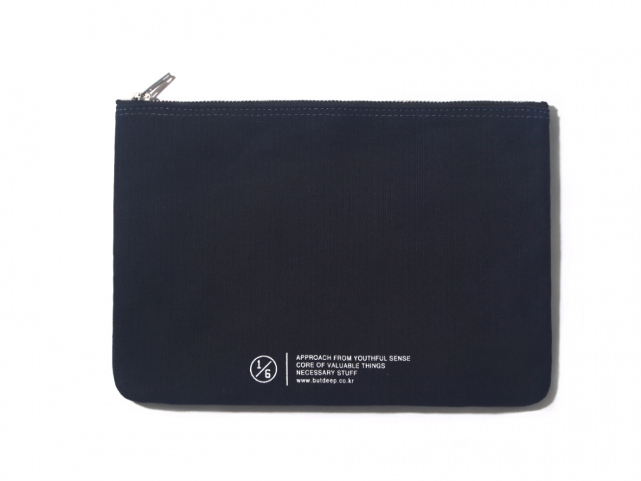 벗딥(BUTDEEP) MINIMAL LOGO POUCH(L)-NAVY