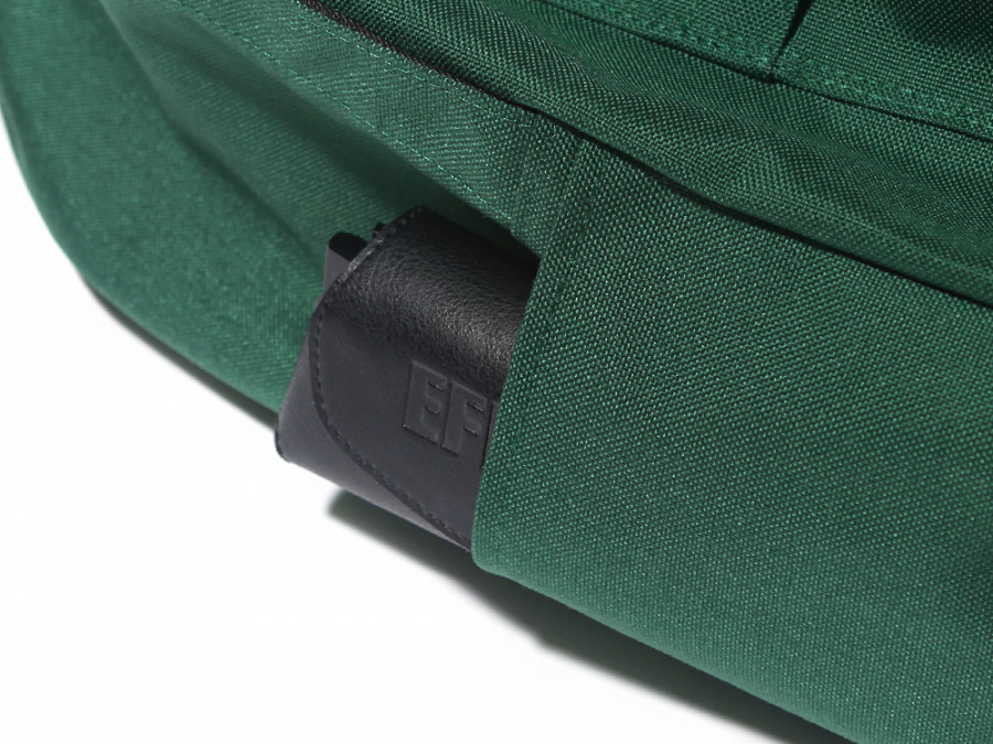 벗딥(BUTDEEP) STANDARD BACKPACK-GREEN