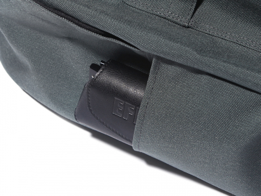 벗딥(BUTDEEP) STANDARD BACKPACK-GREY