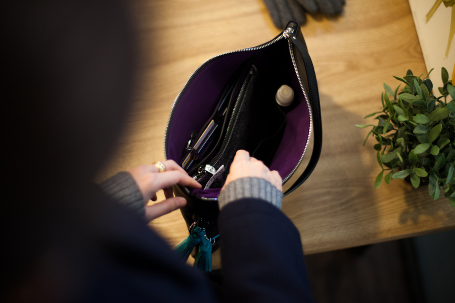 오브젝트포쉬(OBJECTPOSH) 하이드 블랙