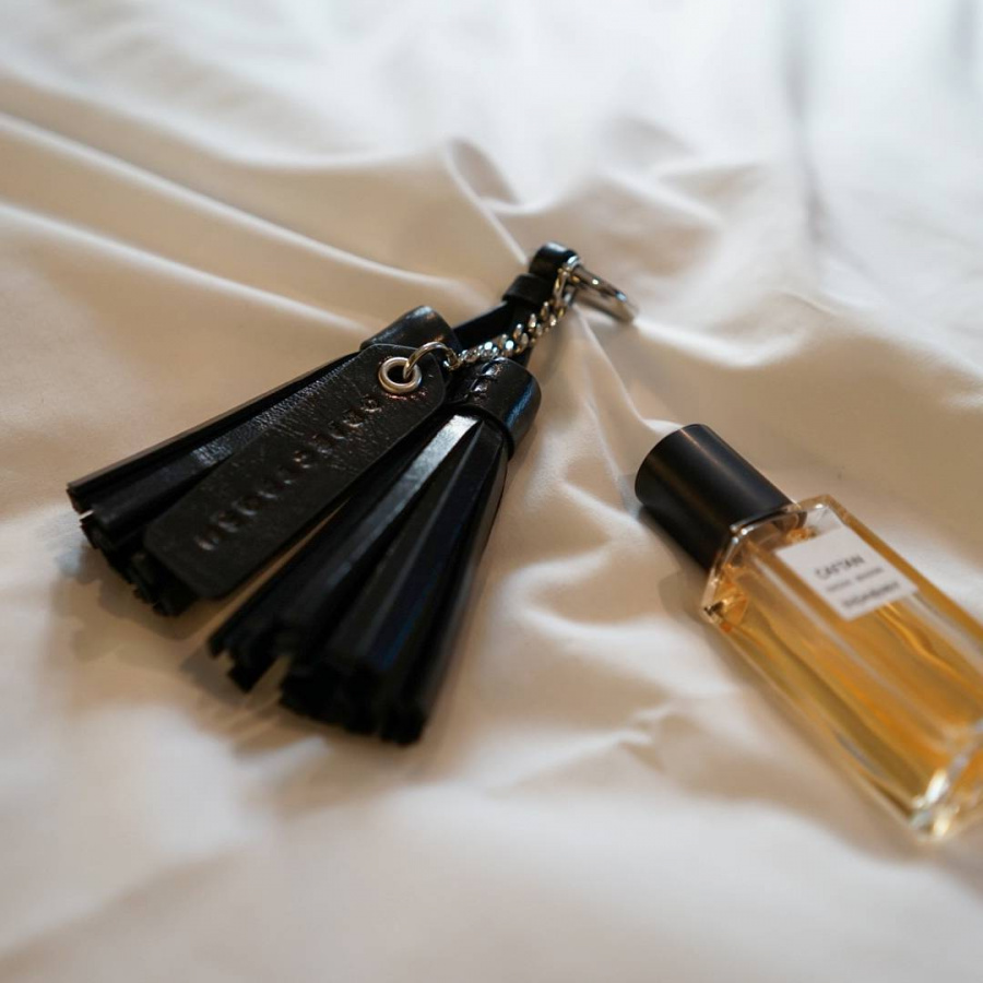 오브젝트포쉬(OBJECTPOSH) 더블 태슬 잉크