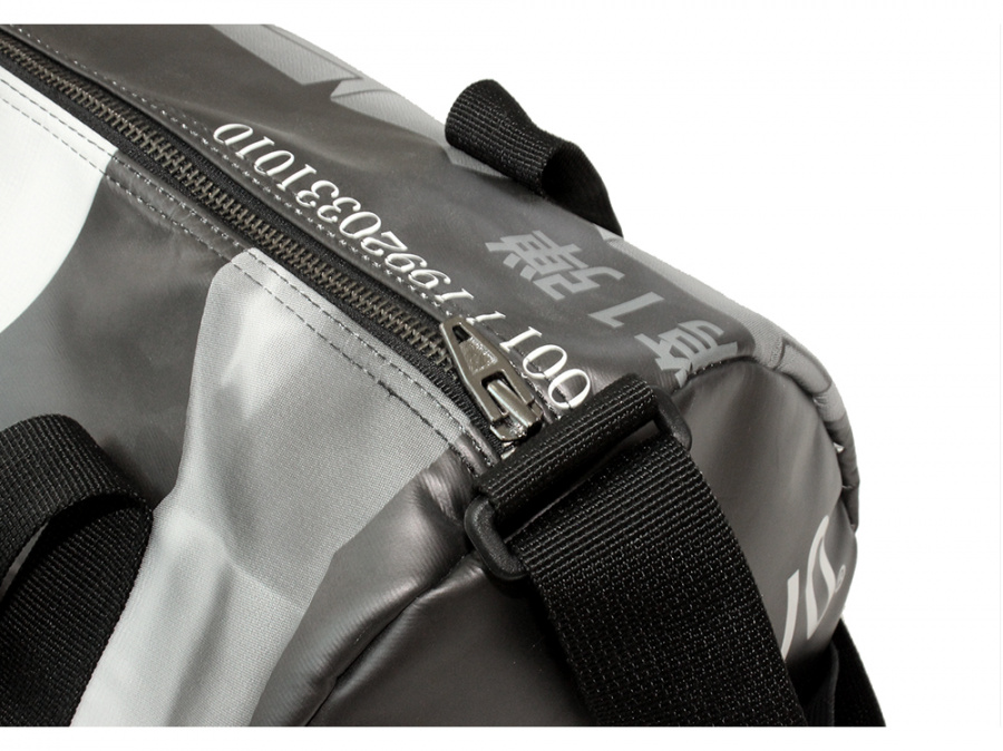 아조바이아조(AJOBYAJO) 그래픽 더플 백 (블랙)