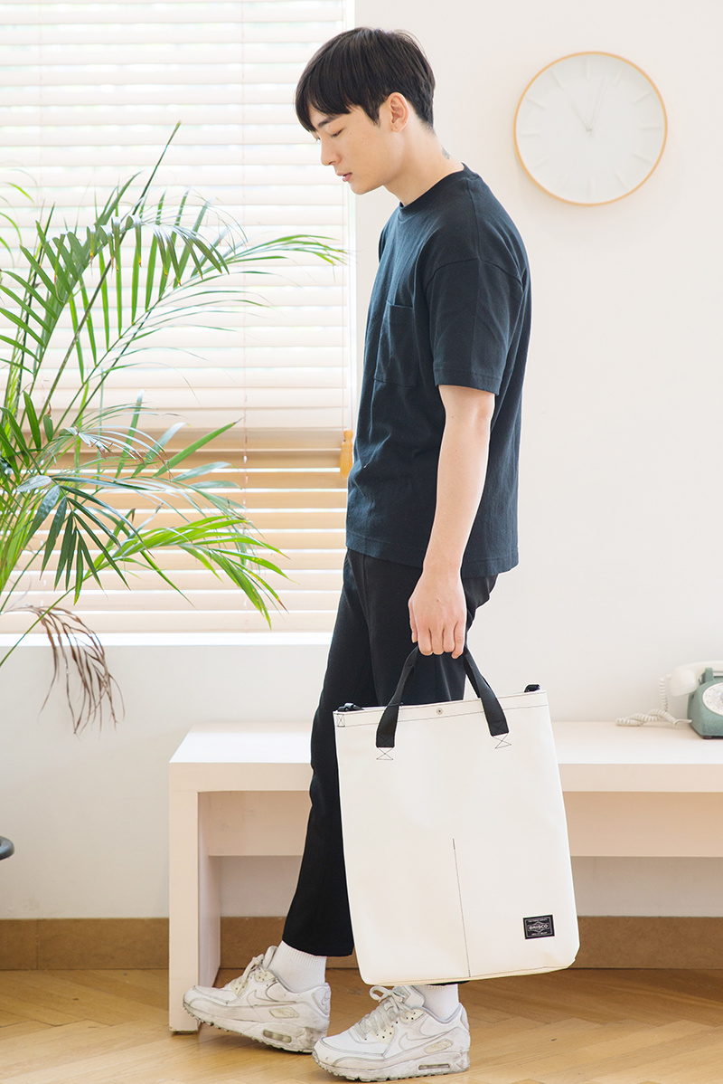 브리스코(BRISCO) TAPO Cross & Tote Bag_White 타포린 크로스백 토트백