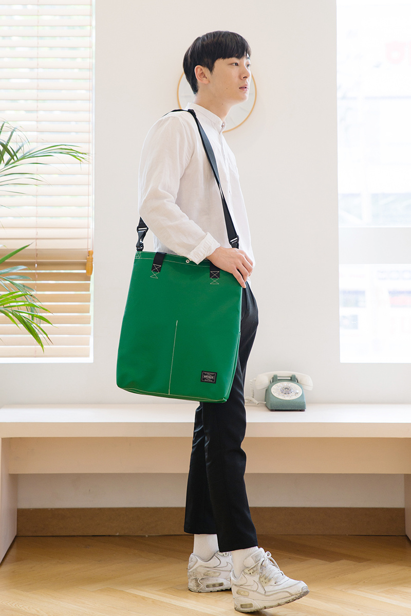 브리스코(BRISCO) TAPO Cross & Tote Bag_Green 타포린 크로스백 토트백