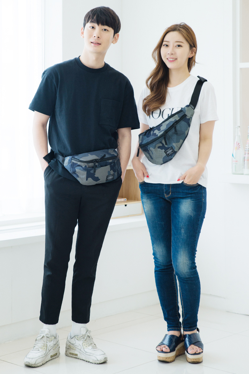 브리스코(BRISCO) HALF MOON Waist Bag_Camo 힙색 웨이스트백