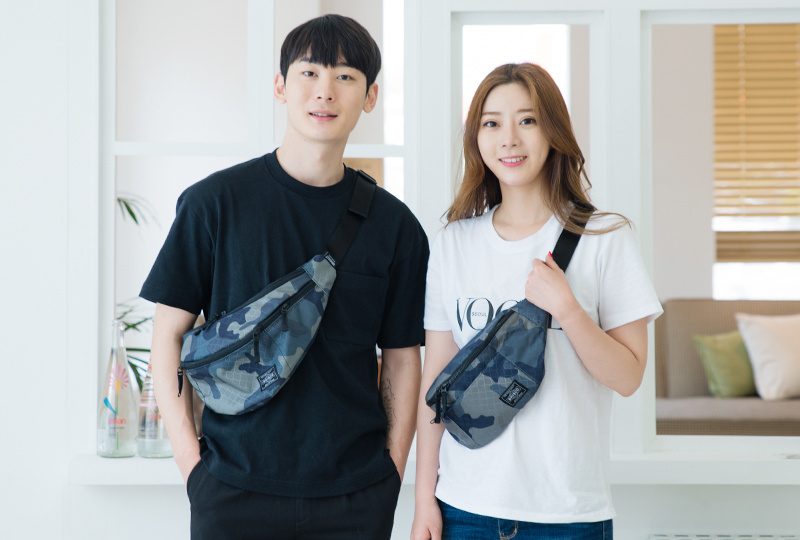 브리스코(BRISCO) HALF MOON Waist Bag_Camo 힙색 웨이스트백