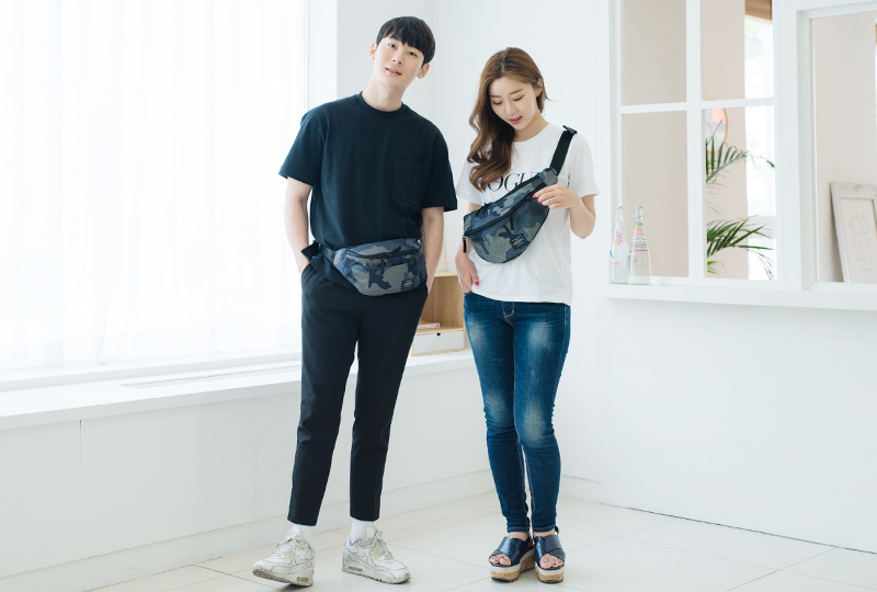 브리스코(BRISCO) HALF MOON Waist Bag_Camo 힙색 웨이스트백