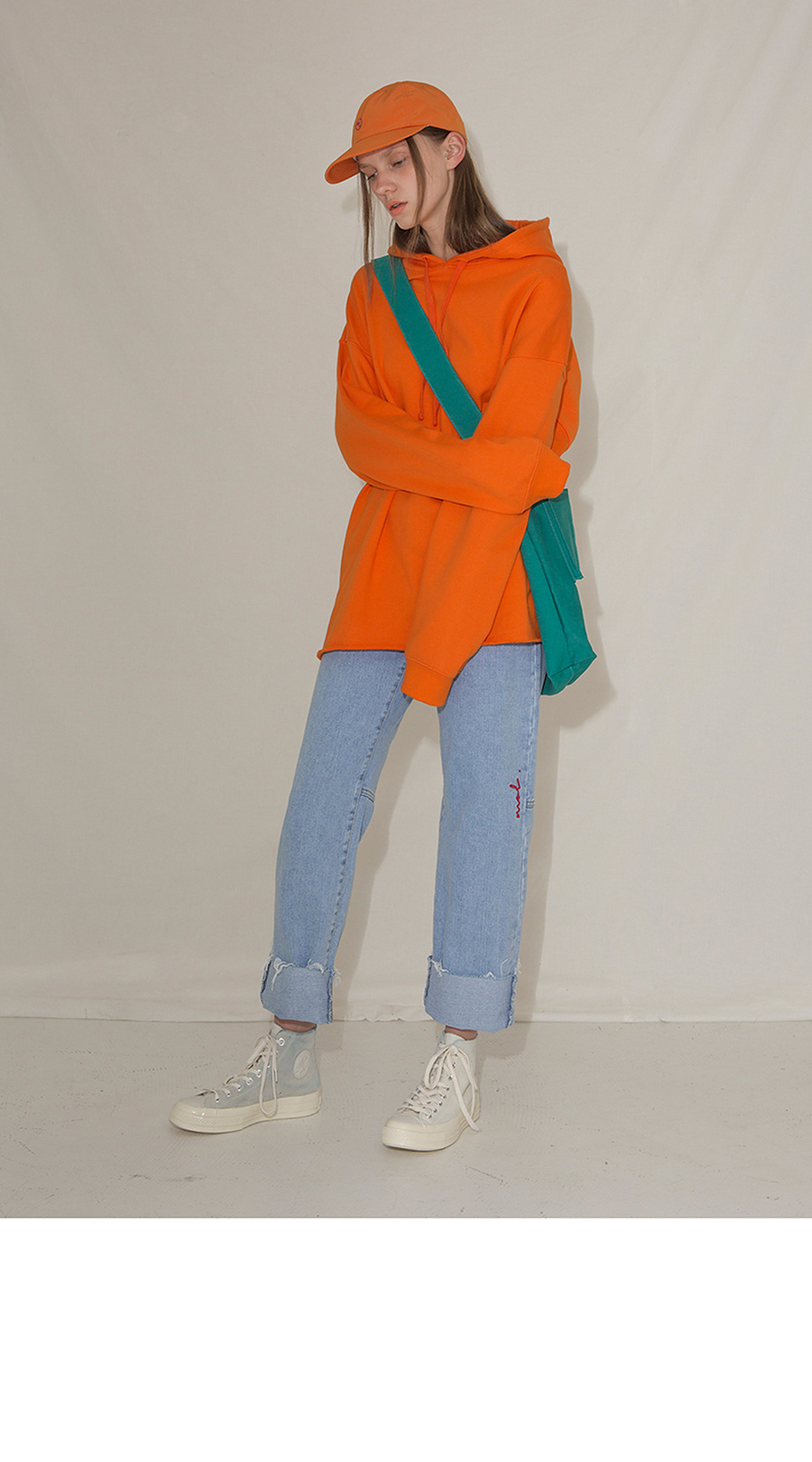 모어올레스(MORE OR LESS) MORE-OR-LESS POCKET BAG - GREEN