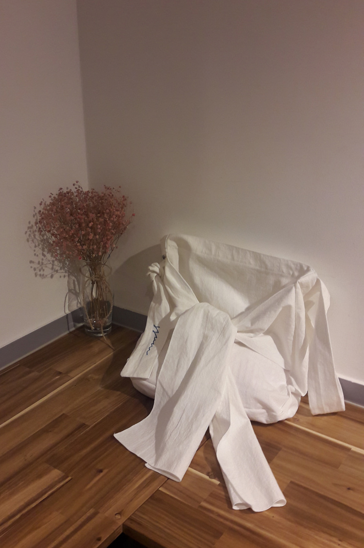 숨(SSUM) 리본 무지 에코백