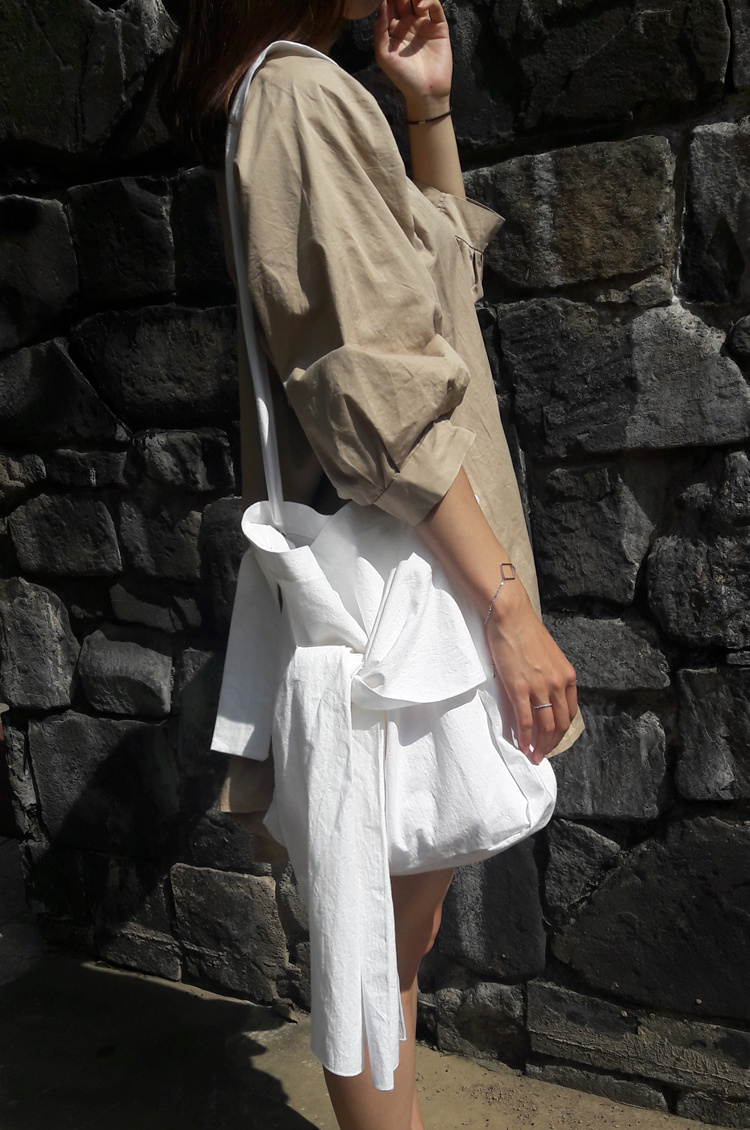 숨(SSUM) 리본 무지 에코백