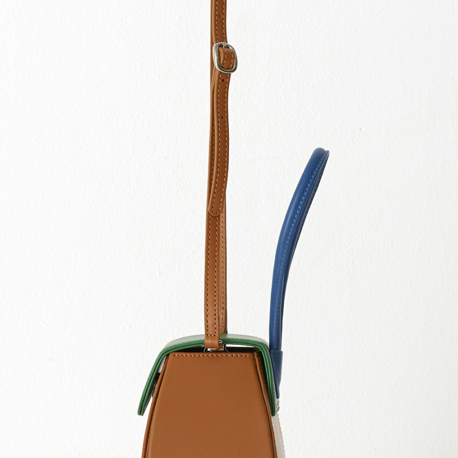 아틀리에파크(ATELIERPARK) 아틀리에파크 컬러 블록 핸들백 - 카멜 [레더스트랩포함]