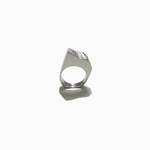 베이크드 알래스카(BAKED ALASKA) SILVER CLIFF RING - 89,000원 | 우신사 스토어