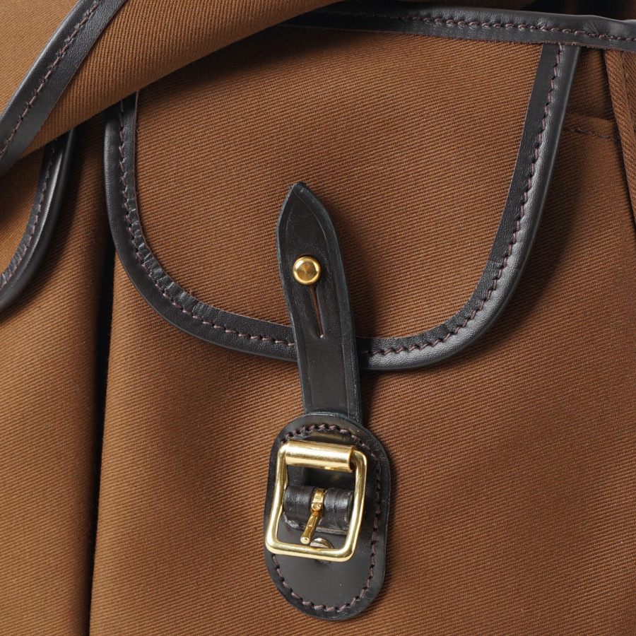 브래디백(BRADYBAGS) 브래디 백 스몰 아리엘 트라우트 피싱 백 헤이즐넛