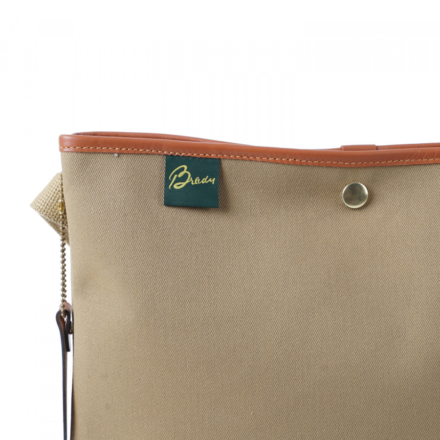 브래디백(BRADYBAGS) 브래디 백 다윈백 카키