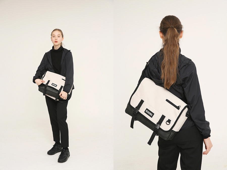 네이키드니스(NEIKIDNIS) ICON MESSENGER BAG / LIGHT BEIGE