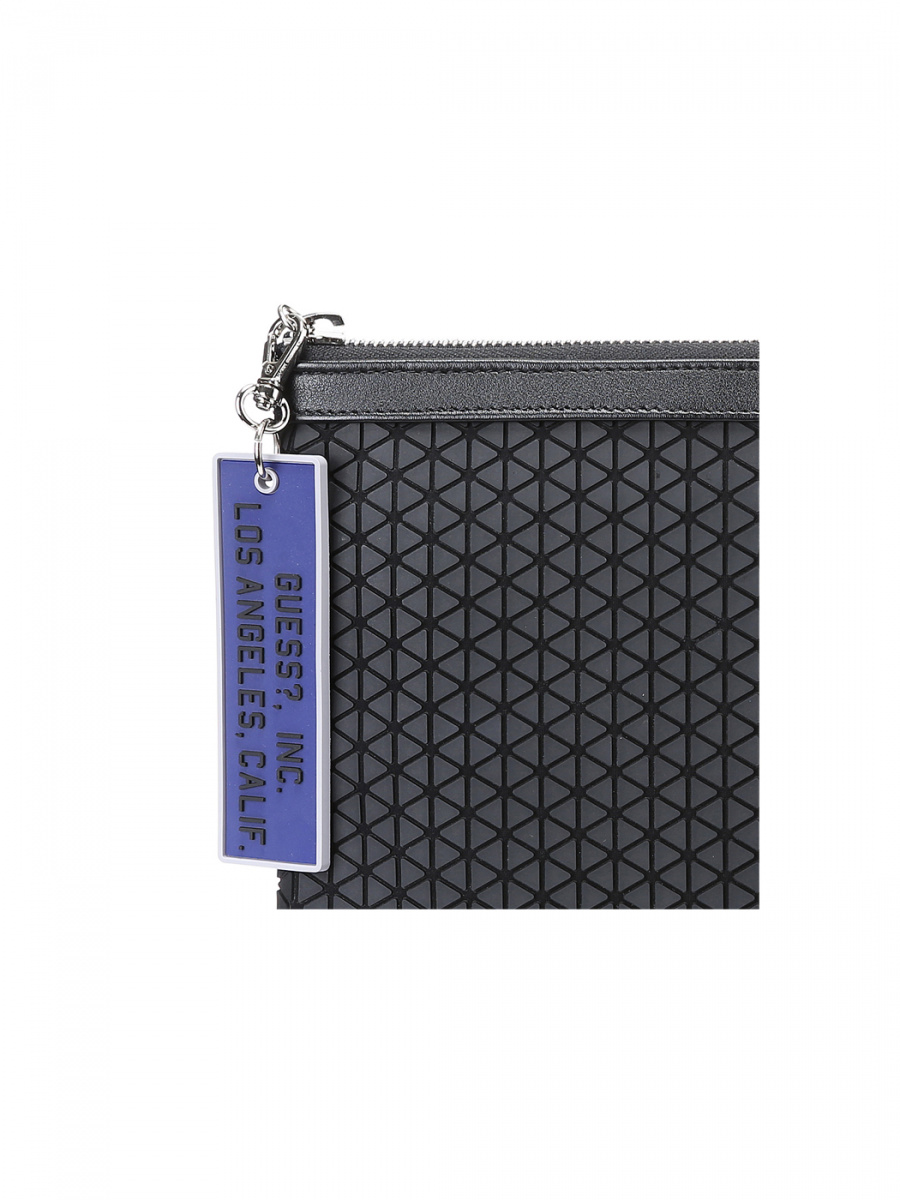 게스(GUESS) 삼각 엠보 클러치