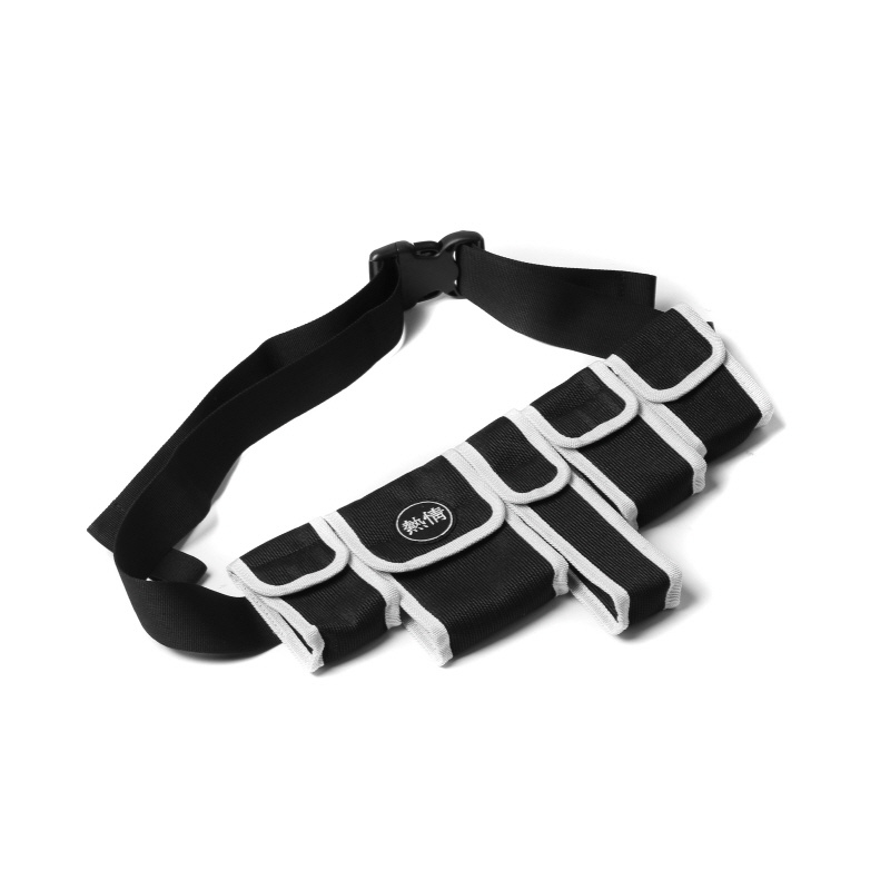 도름(DOLM) Utility Hip Sack Black/White