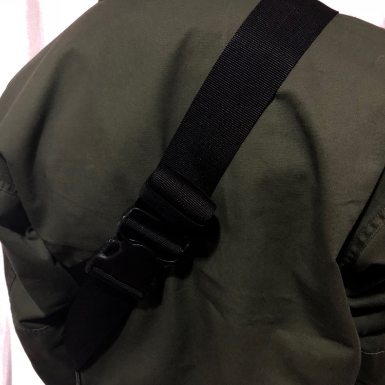 도름(DOLM) Utility Hip Sack Black