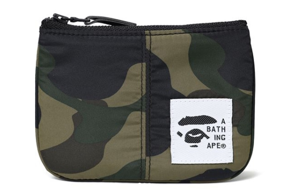 베이프(B.A.P.E) 1ST CAMO PADDED WALLET S
