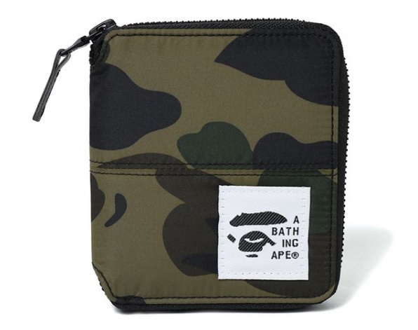 베이프(B.A.P.E) 1ST CAMO PADDED WALLET M