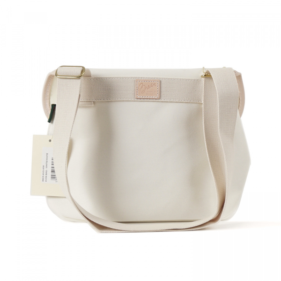 브래디백(BRADYBAGS) 에이번 크로스 백 오프화이트 내츄럴