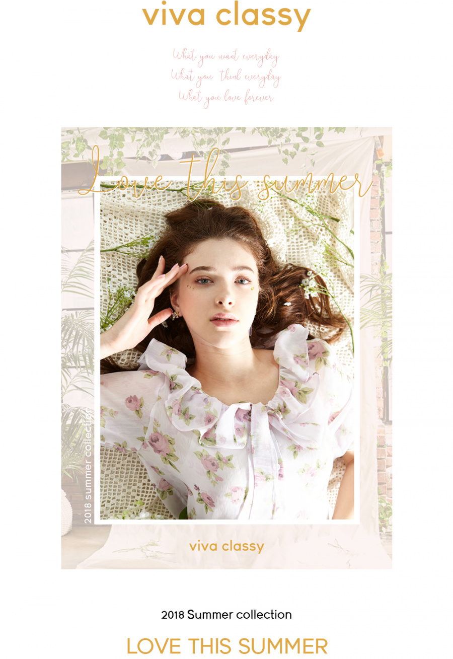 비바클래시(VIVACLASSY) 로고 반팔 크롭 티셔츠_블랙