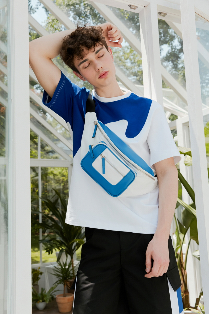 바니앤블랜치(BONNIE&BLANCHE) 레더 페니팩 (화이트)