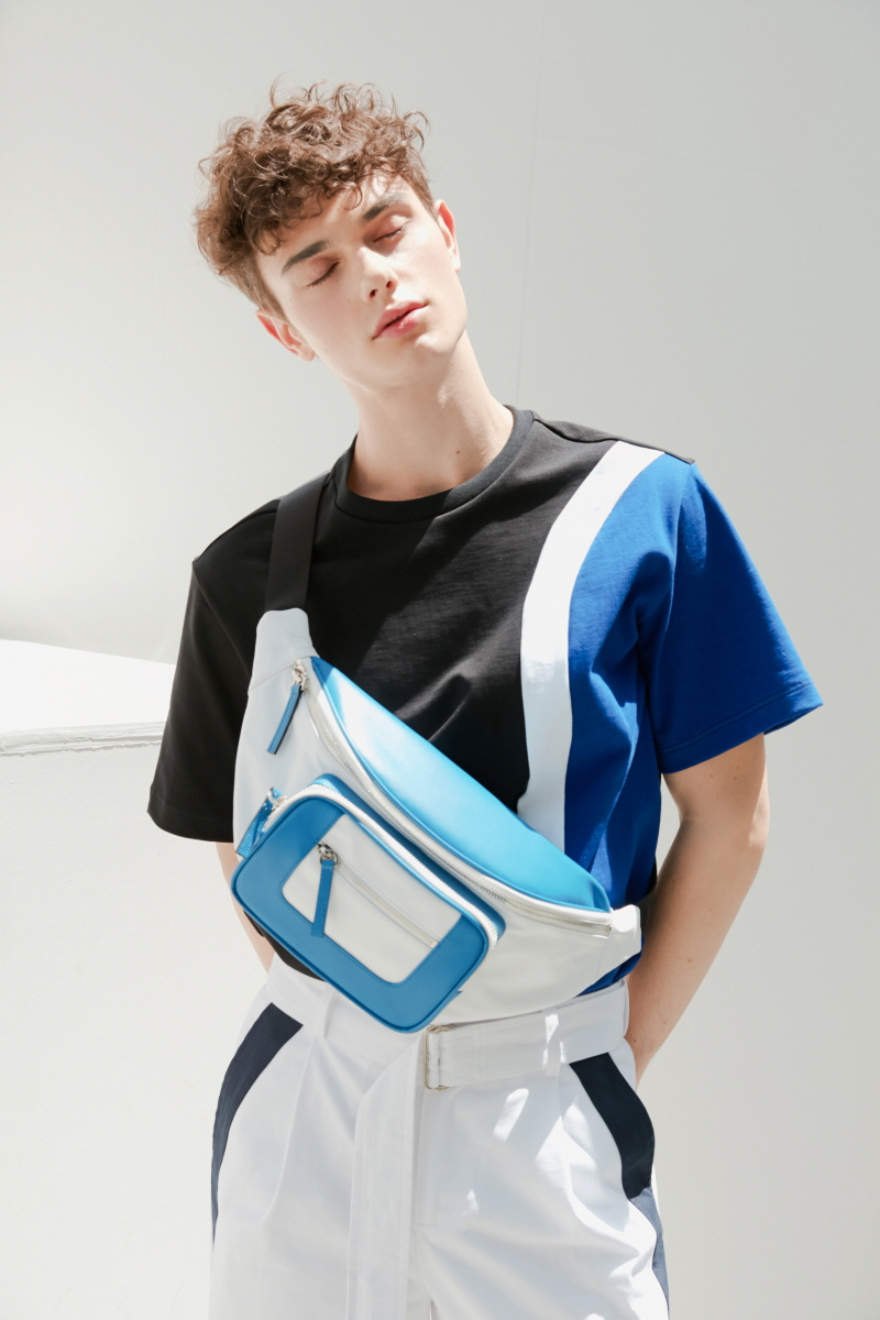 바니앤블랜치(BONNIE&BLANCHE) 레더 페니팩 (화이트)