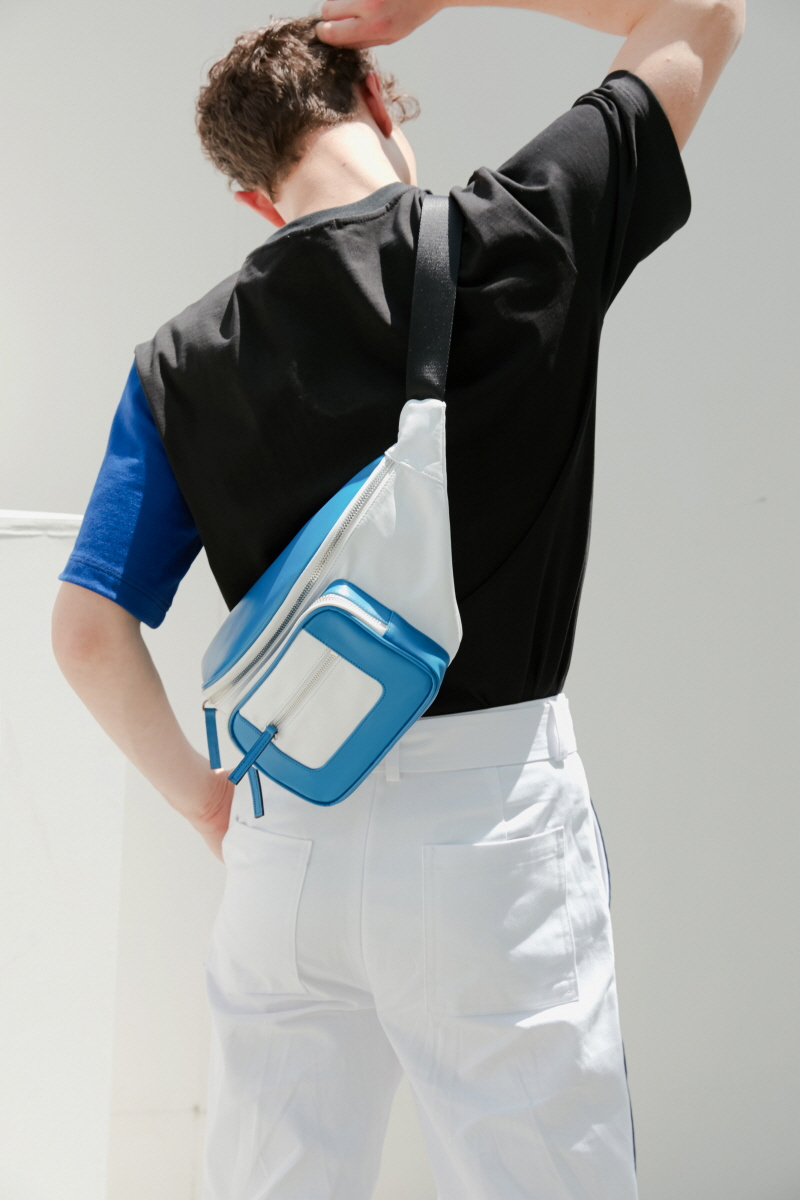 바니앤블랜치(BONNIE&BLANCHE) 레더 페니팩 (화이트)