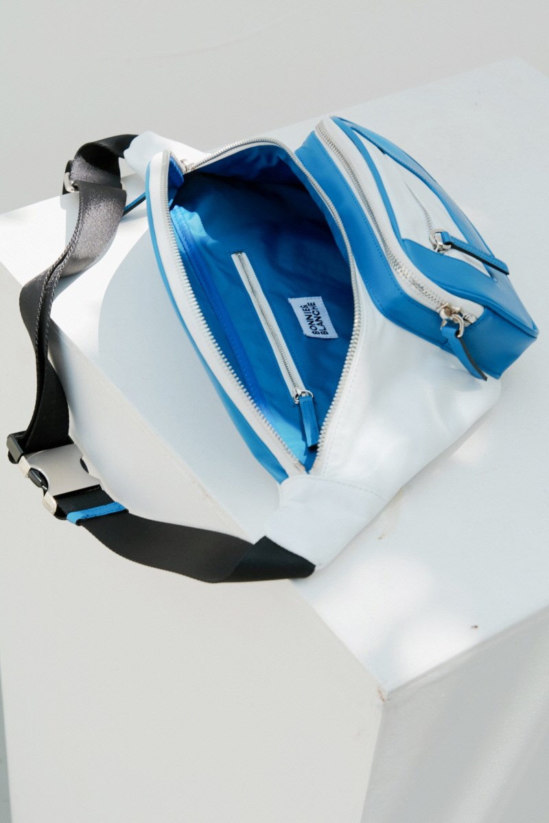 바니앤블랜치(BONNIE&BLANCHE) 레더 페니팩 (화이트)