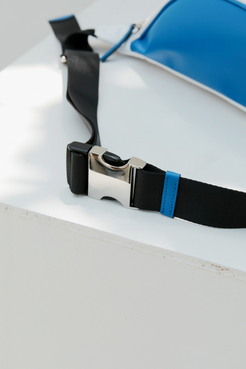 바니앤블랜치(BONNIE&BLANCHE) 레더 페니팩 (화이트)