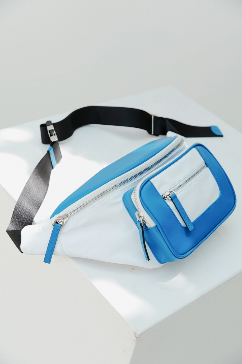 바니앤블랜치(BONNIE&BLANCHE) 레더 페니팩 (화이트)