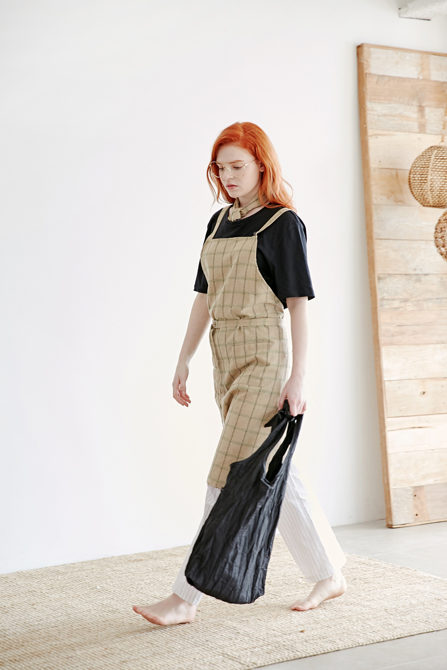 비엔센티(BIENSENTI) 매듭 쇼퍼백_black