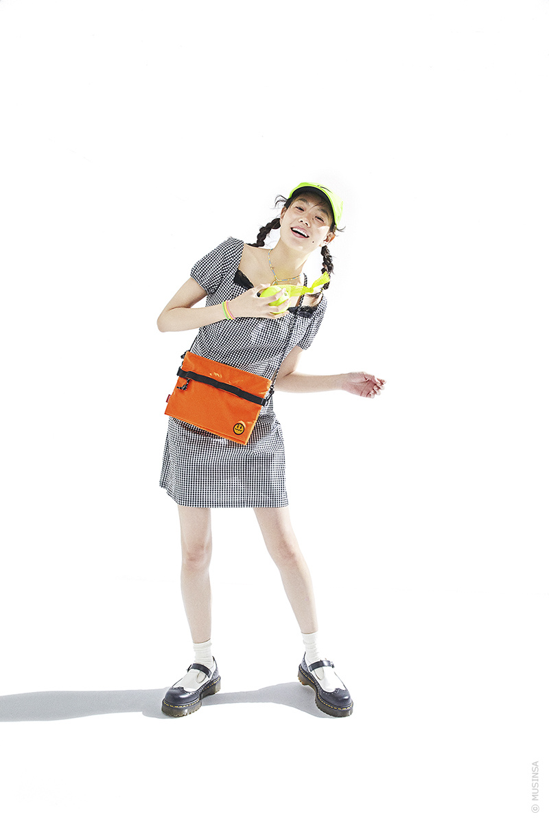 디얼스(THE EARTH) [TE X MNW] SACOCHE - ORANGE