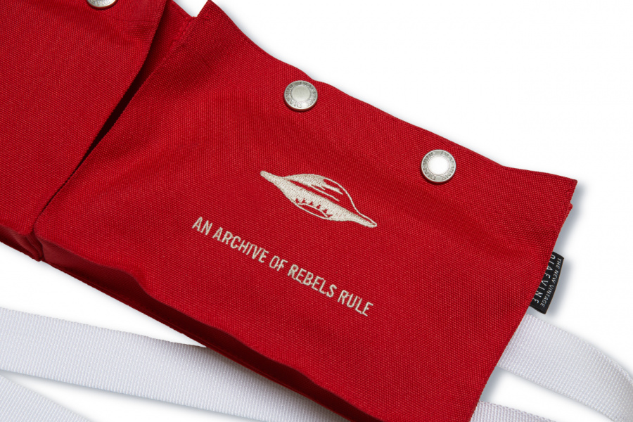 디아프바인(DIAFVINE) DV. LOT536 WAIST BELT / BAG -RED-