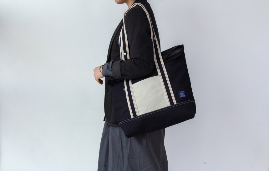 이스트인디고(EASTINDIGO) 미니트레블백 데님