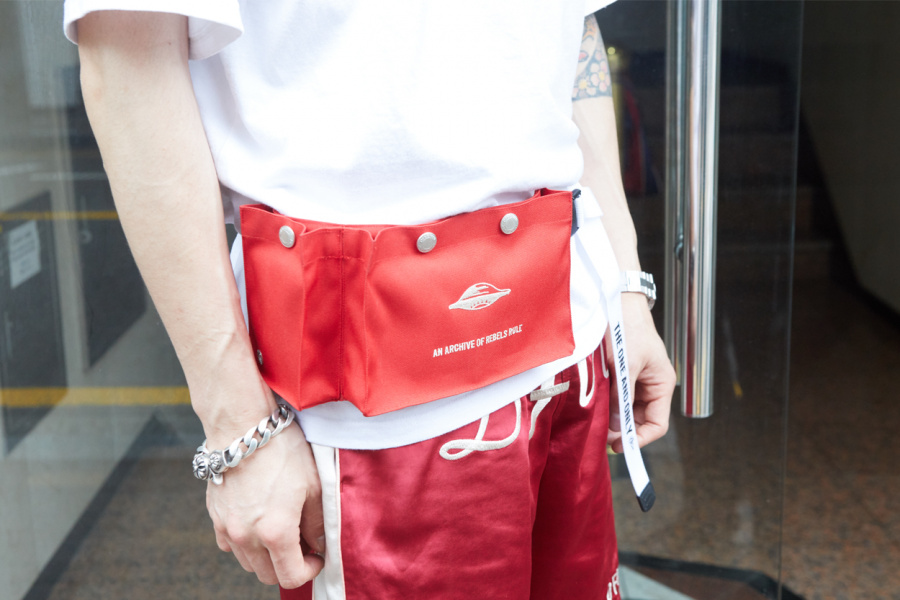 디아프바인(DIAFVINE) DV. LOT536 WAIST BELT / BAG -RED-