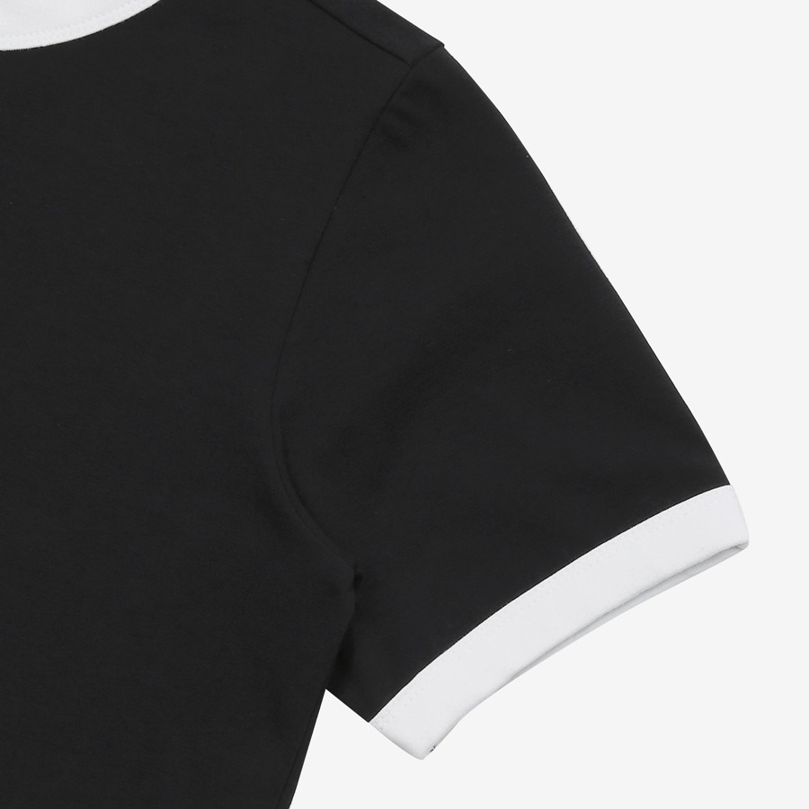 휠라(FILA) 슬림핏 크롭 티셔츠(FS2RSA2156FBLK)