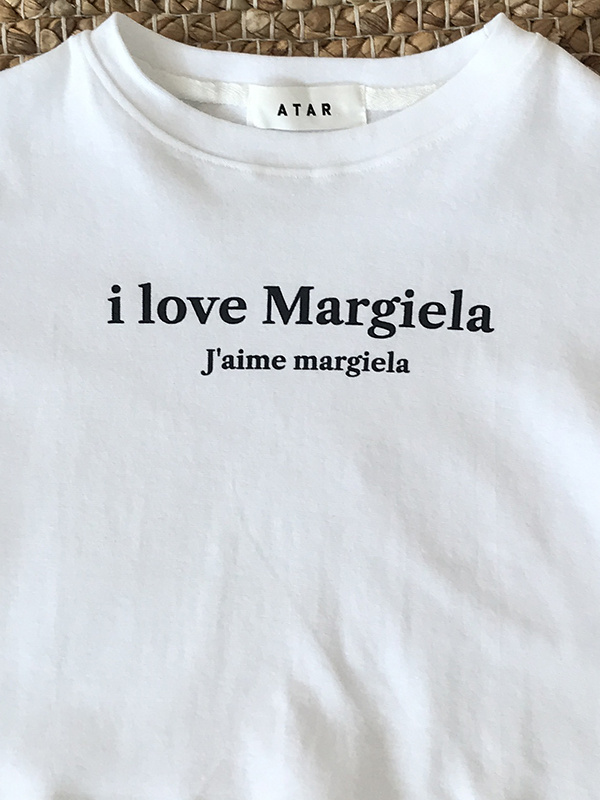 아타르(ATAR) 마르지엘라 반팔 크롭탑 티셔츠 화이트