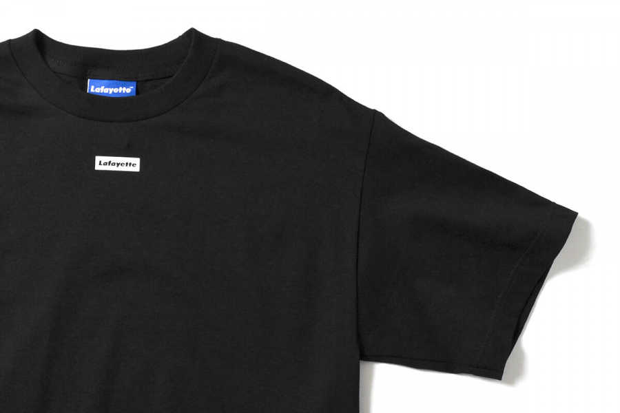 라파예트(LAFAYETTE) OUTLINE HUGE LOGO TEE BLACK