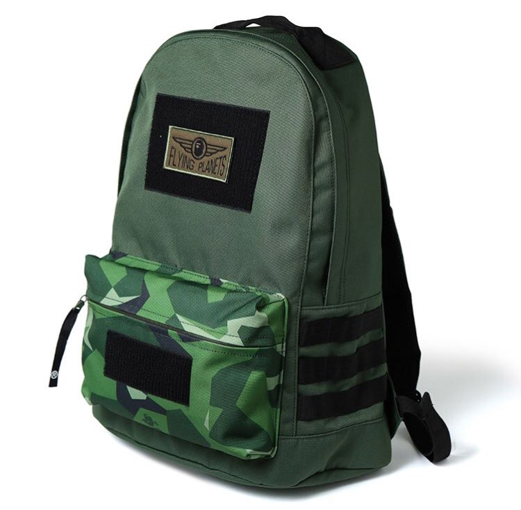 베이프(B.A.P.E) SPLINTER CAMO MILITARY DAY PACK