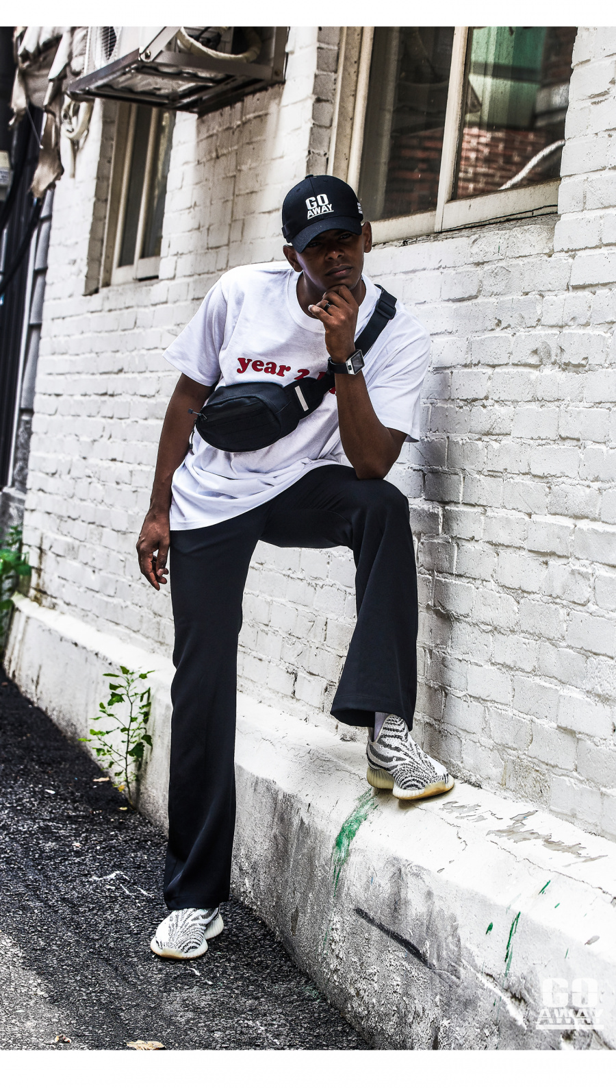 고어웨이(GO AWAY) 베리어스 웨이스트 백 (블랙)